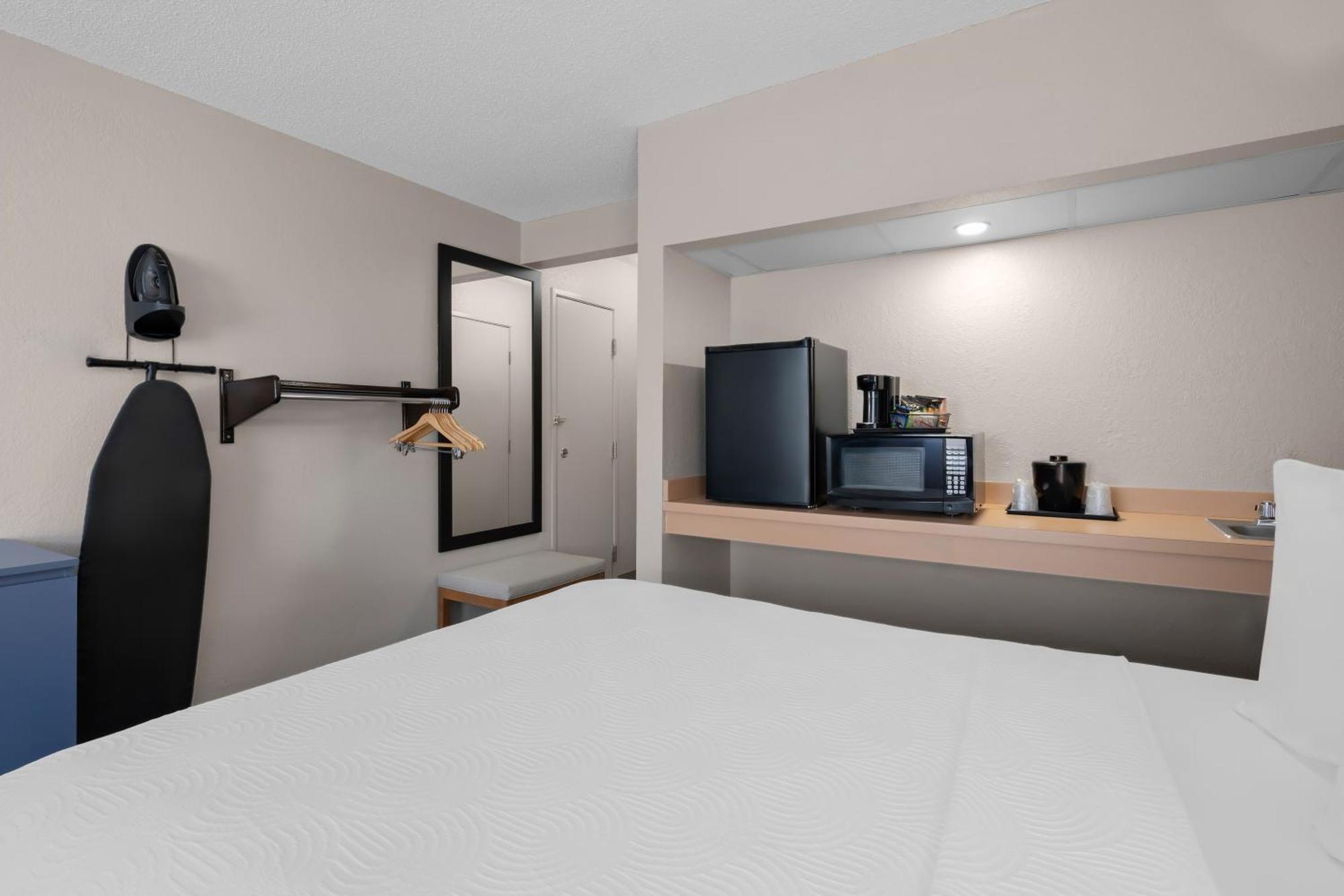 Country Inn & Suites By Radisson, Coon Rapids, Mn Екстер'єр фото
